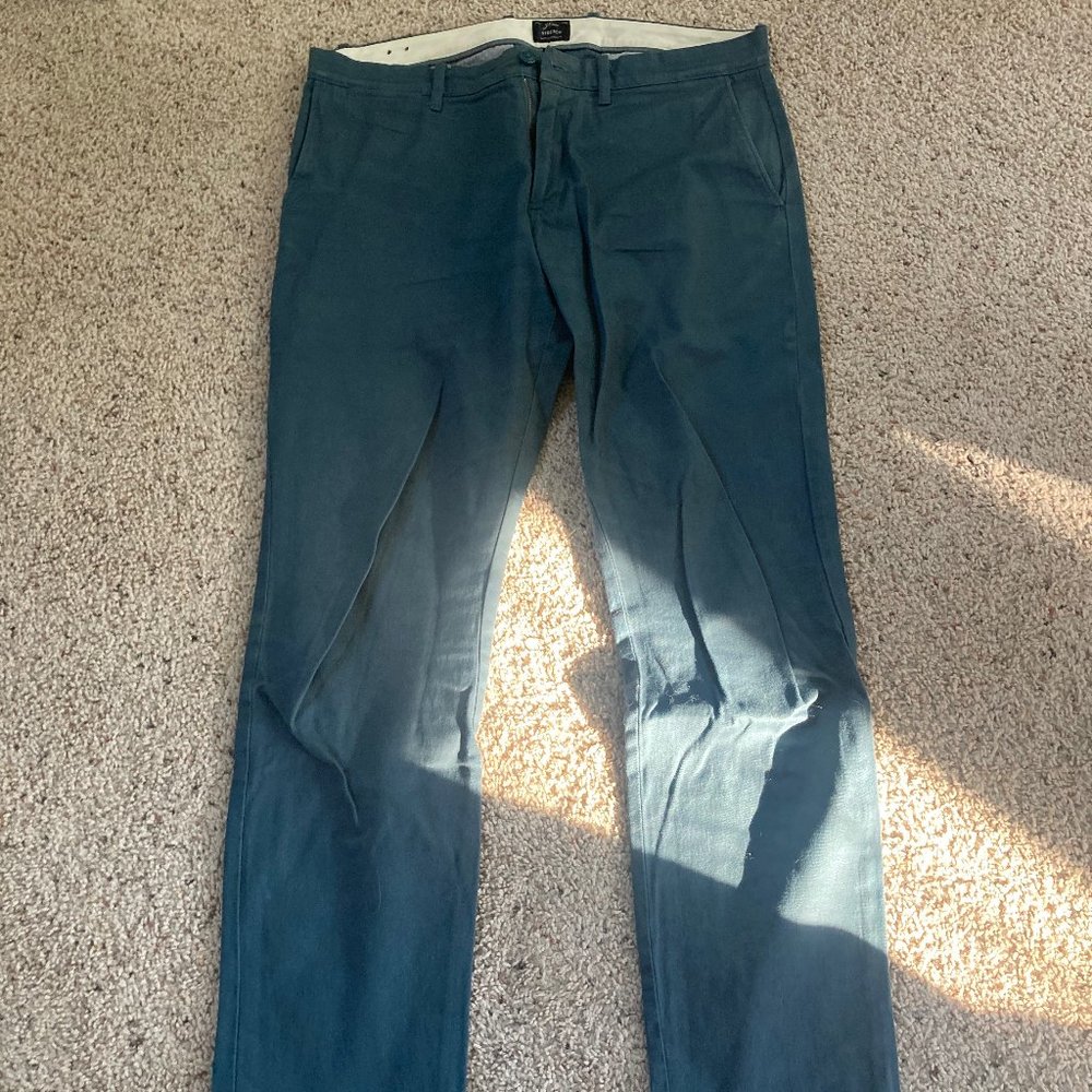 JCREW Factory Slim-fit flex khaki pant 32 x 30